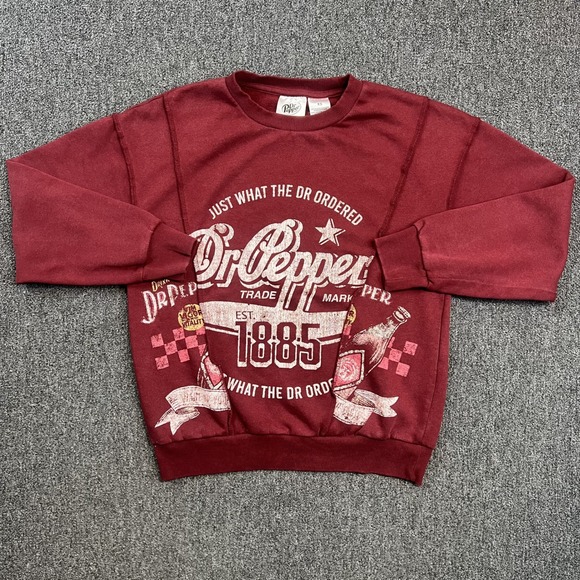 Dr Pepper Retro Graphic Sweatshirt XS Dark Cherry Red Crewneck Pullover — photo 2